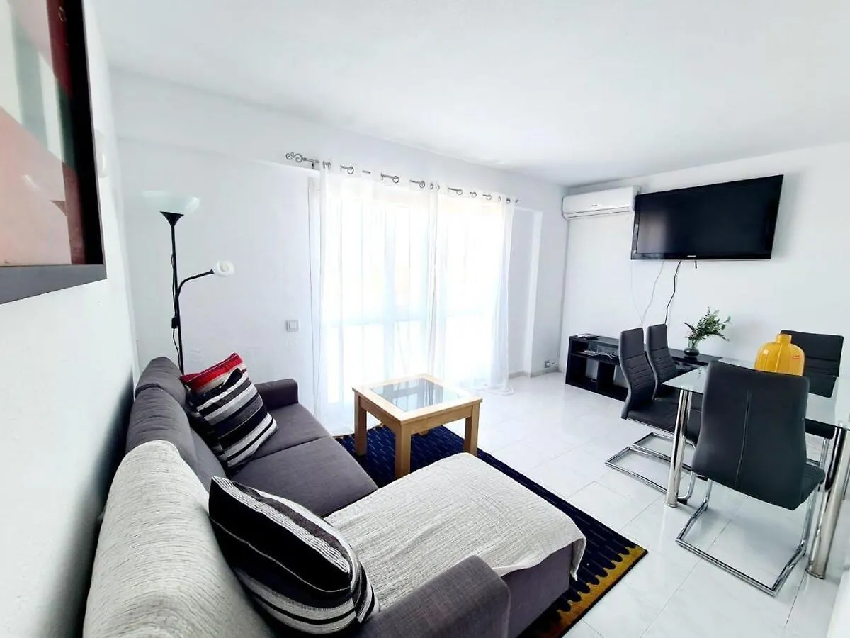 Lägenhet Apartamento 2 Hab. Con Vistas En Benalmádena