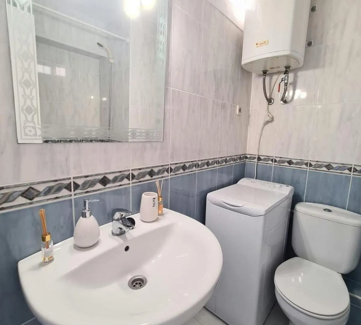 Apartamento 2 Hab. Con Vistas En Benalmádena Daire